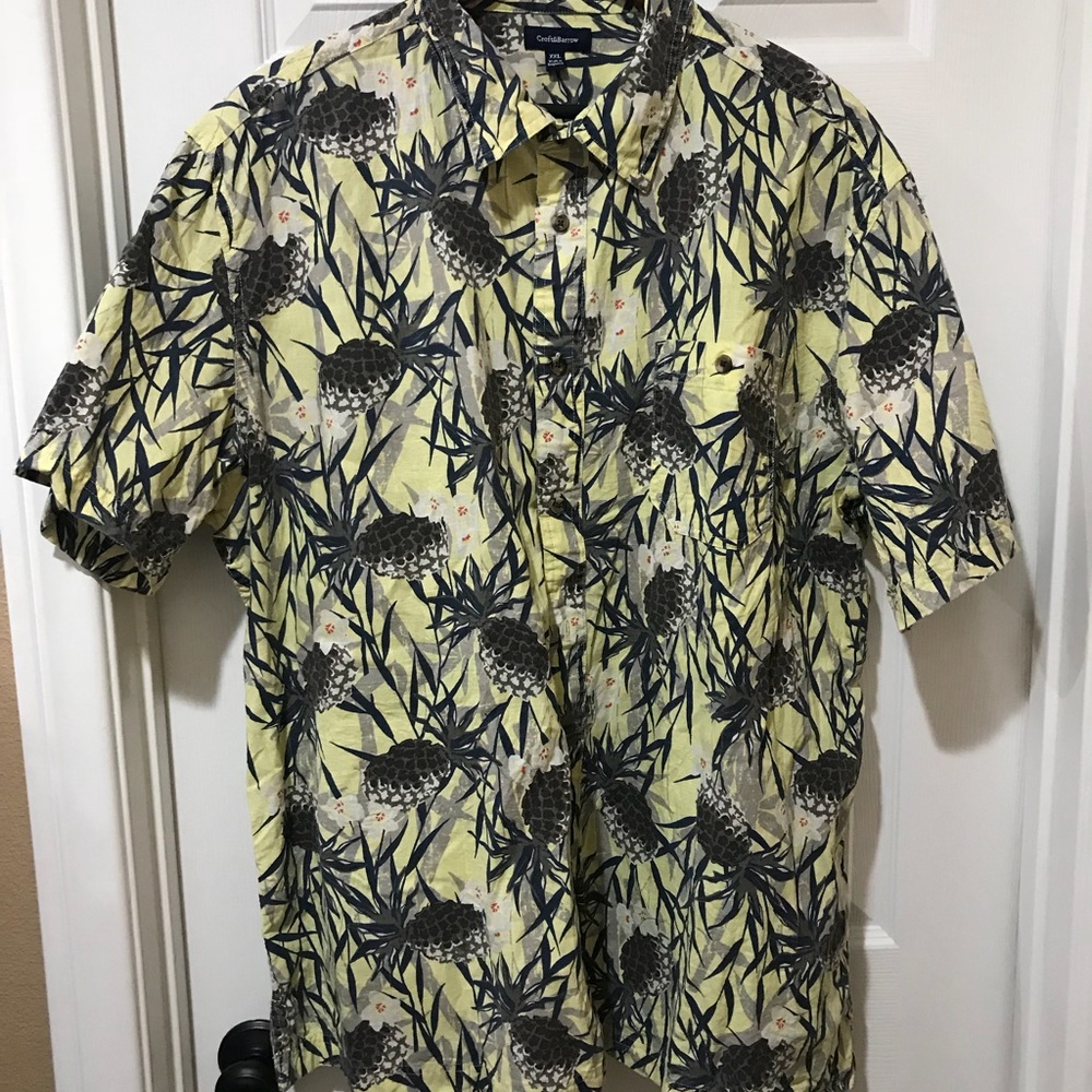 Hawaiian button up short sleeve